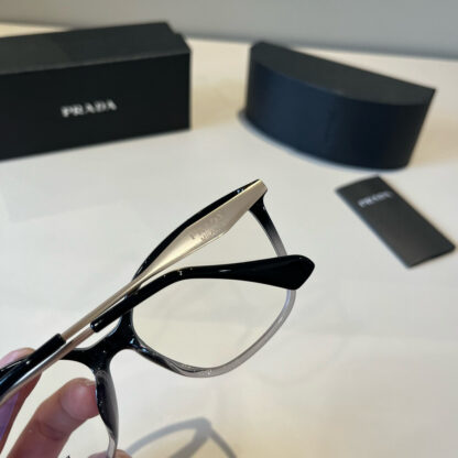 Prada fashion trend sunglasses - Image 6