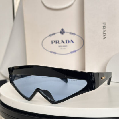 Prada fashion trend sunglasses - Image 6