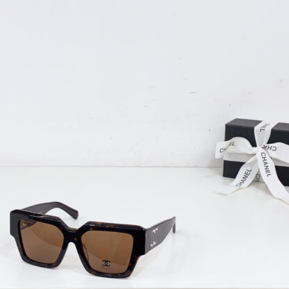 Chanel Fashion Sunglasses - Image 7