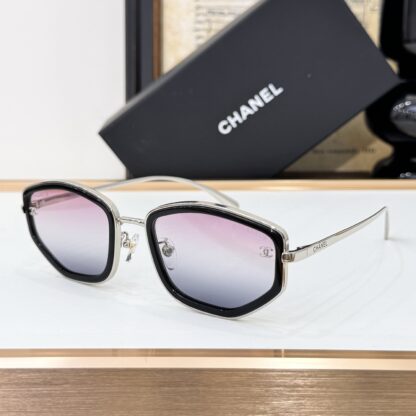 Chanel Fashion Sunglasses - Image 7