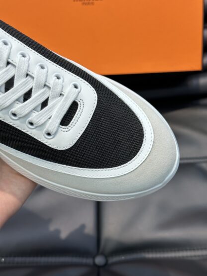 Hermès men's black and white soft and comfortable casual sports shoes - Image 6