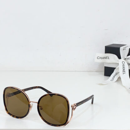 Chanel Fashion Sunglasses - Image 7