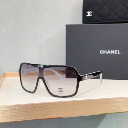 Chanel Fashion Sunglasses - Image 7