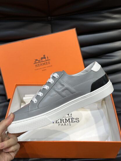 Hermès Men's Light Grey Comfort Low-Top Casual Sneakers - Image 6