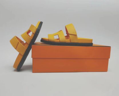 Hermès Couples Braided Yellow Slippers - Image 6