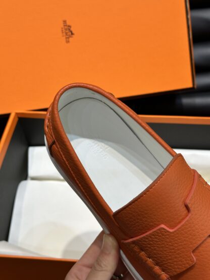 Hermès Classic Men's Orange Soft and Durable Casual Loafers - Image 6