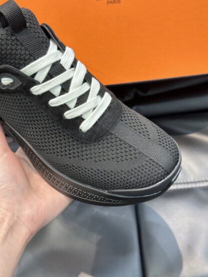Hermes high-end men's fashion black and white casual breathable simple sports shoes - Image 6