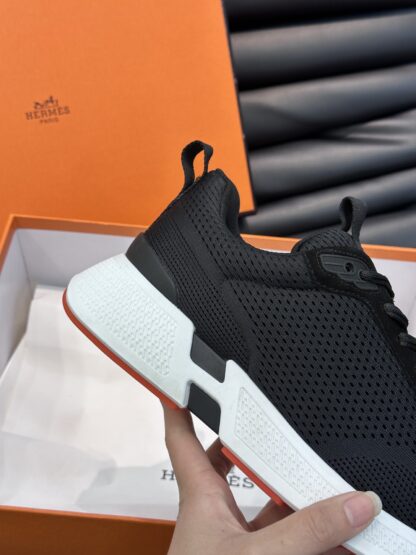Hermes men's black and white comfortable breathable simple casual sports shoes - Image 6