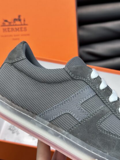 Hermès Men's Soft Lightweight Off-White Low-Top Casual Sneakers - Image 6