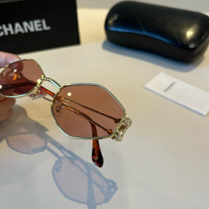 Chanel Fashion Sunglasses - Image 7