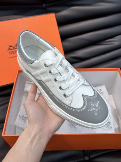 Hermes men's comfortable cowhide white and gray low-top casual sneakers - Image 6