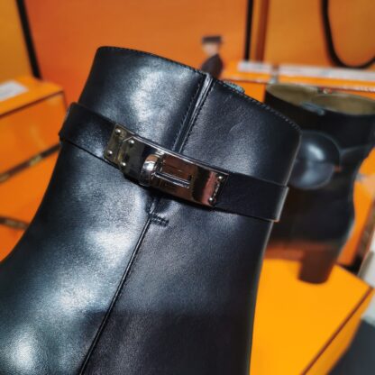 Hermès classic autumn and winter black chunky heel elegant ankle boots - Image 6