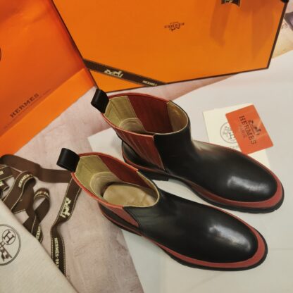 Hermes autumn and winter comfortable leg-modifying black short boots with a heel height of 4cm - Image 5