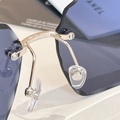 Chanel Fashion Sunglasses - Image 7