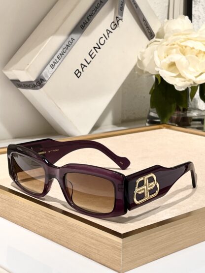 Balenciaga fashion sunglasses - Image 6