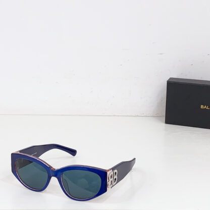 Balenciaga fashion sunglasses - Image 6