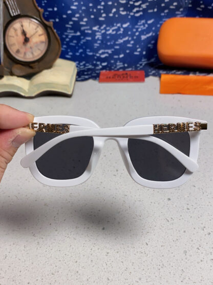 Hermès Retro Square Slimming Women's Sunglasses - Image 5