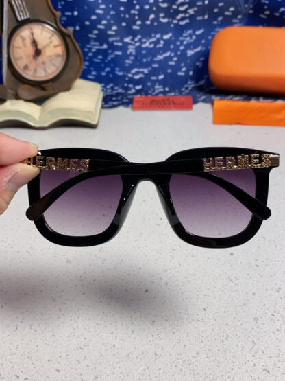 Hermès retro square versatile high-end sunglasses - Image 5