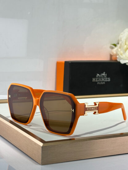 Hermès Fashion Sunglasses - Image 6