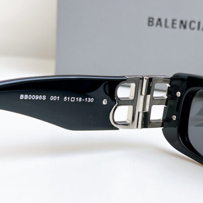 Balenciaga fashion sunglasses - Image 5
