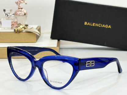 Balenciaga fashion sunglasses - Image 6