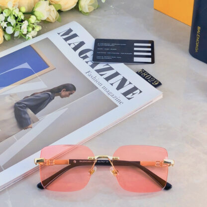 Balenciaga fashion sunglasses - Image 6