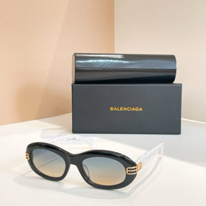 Balenciaga fashion sunglasses - Image 6