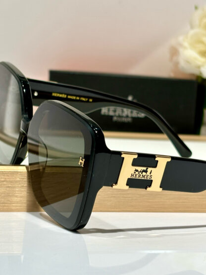 Hermès Fashion Sunglasses - Image 6