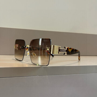 Hermès Fashion Sunglasses - Image 6