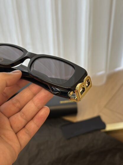 Balenciaga fashion sunglasses - Image 6