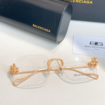 Balenciaga fashion sunglasses - Image 6