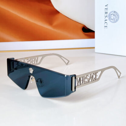 Versace fashion trend sunglasses - Image 6