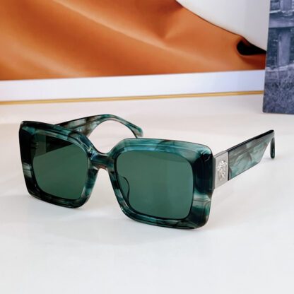 Versace fashion trend sunglasses - Image 6