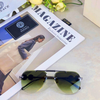 Versace fashion trend sunglasses - Image 6