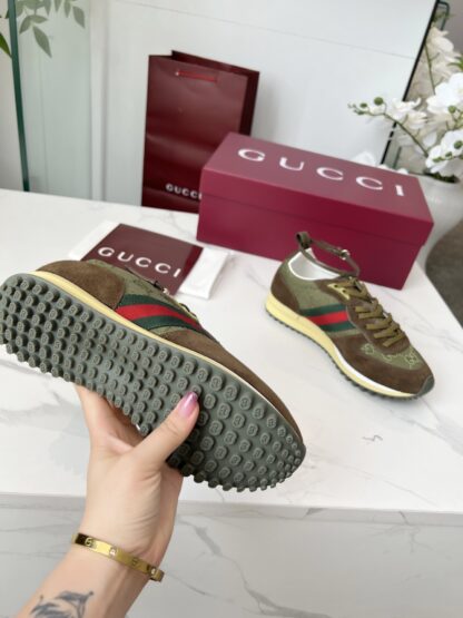 Gucci removable and adjustable ankle strap sneakers - Image 6