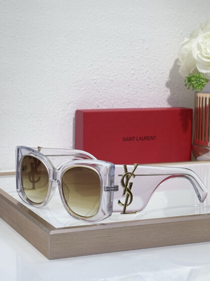 Yves Saint Laurent fashion sunglasses - Image 6