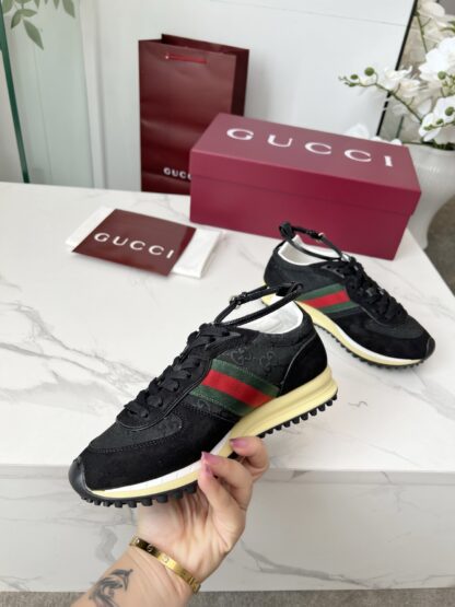 Gucci removable and adjustable ankle strap sneakers - Image 6