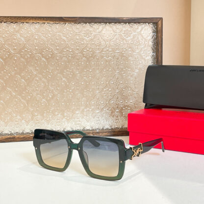 Yves Saint Laurent fashion sunglasses - Image 6