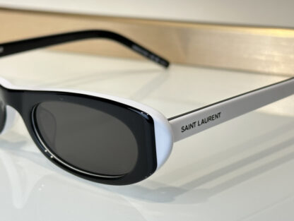 Yves Saint Laurent fashion sunglasses - Image 6