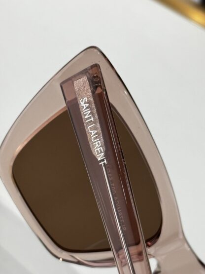 Yves Saint Laurent fashion sunglasses - Image 6