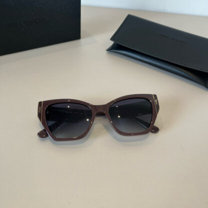 Yves Saint Laurent fashion sunglasses - Image 6