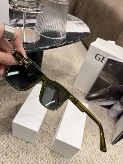 Hermes Fashion Sunglasses - Image 6