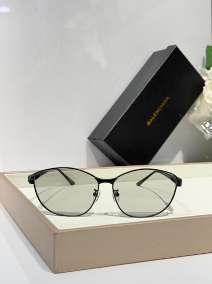 Bulgari Fashion Sunglasses - Image 6