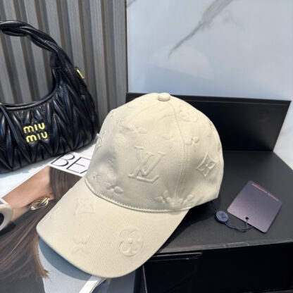 Louis Vuitton versatile fashion baseball cap - Image 6