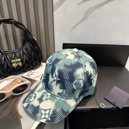 Louis Vuitton versatile fashion baseball cap - Image 6