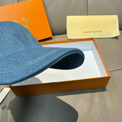 Louis Vuitton embroidered baseball cap - Image 6