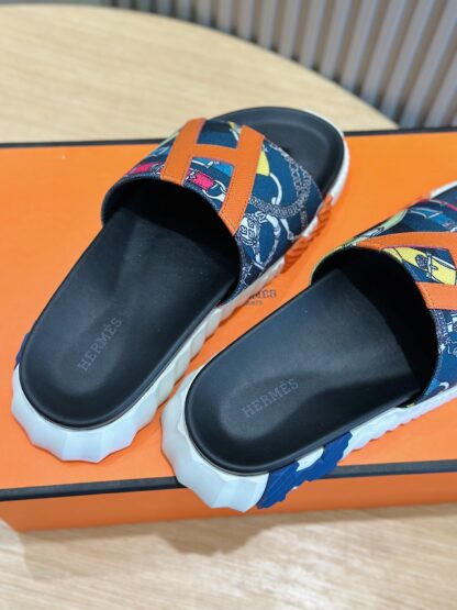 Hermès men's ultra-light and comfortable orange and blue color matching slippers - Image 6