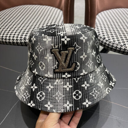 Louis Vuitton embroidered bucket hat - Image 7