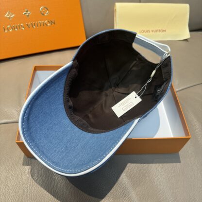 Louis Vuitton large logo embossed baseball cap - Image 6