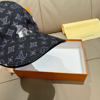 Louis Vuitton Animal Printed Hat - Image 6